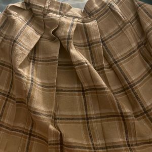 pleaded plaid brown skirt with matching bag